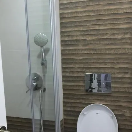 아파트 Han-de Homes